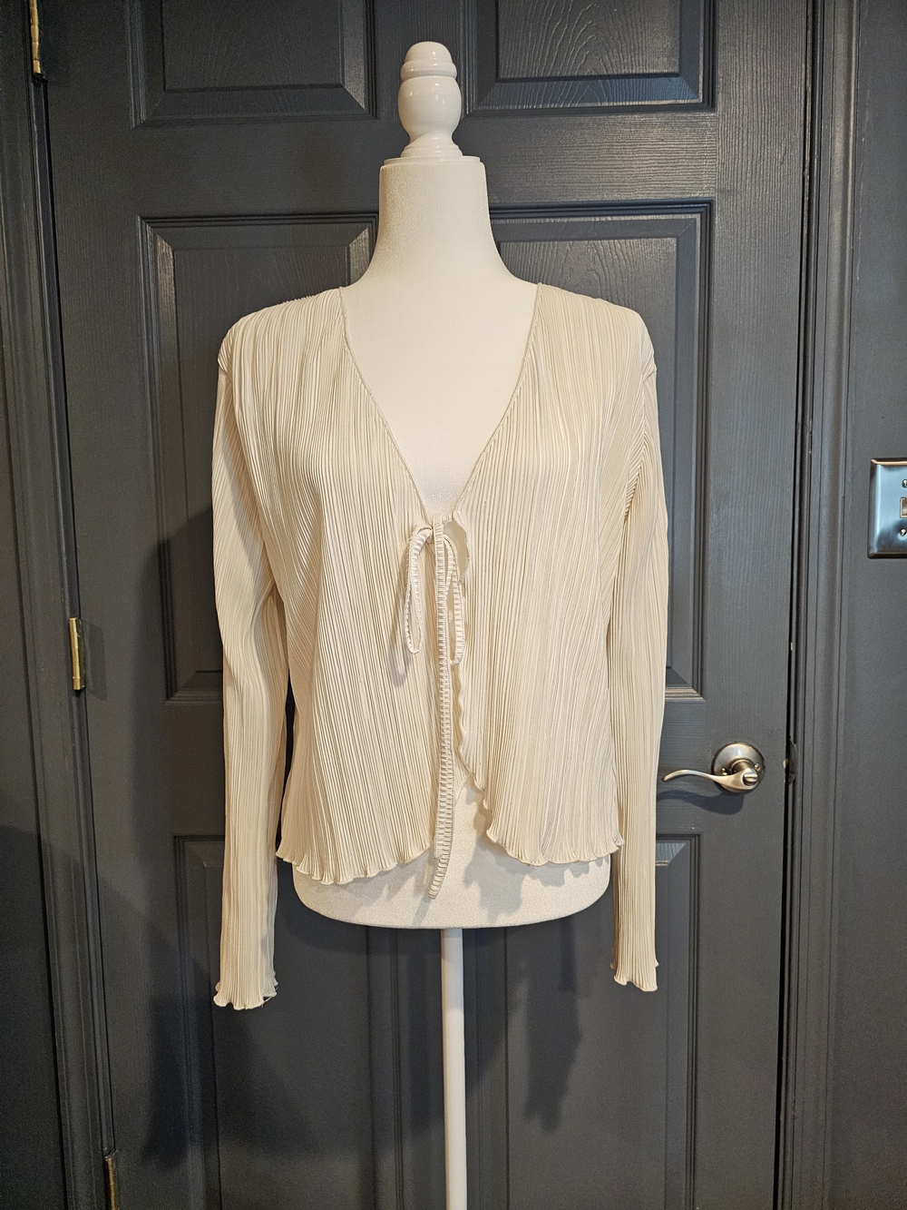 Et Clet Women's Cream Pleated Tie-Front Top Size M